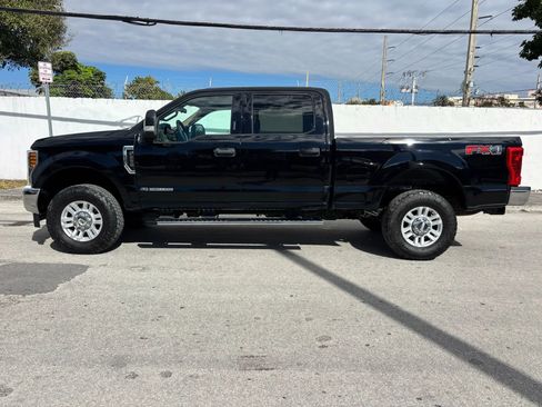 Used 2018 Ford F250 XLT w/ XLT Value Package image 2