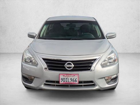 Used 2014 Nissan Altima 2.5 S image 2