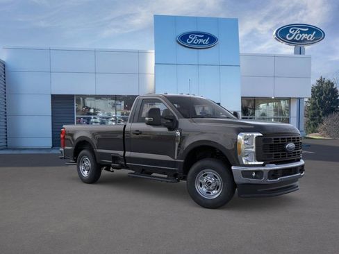 New 2026 Ford F350 XL w/ XL Chrome Package image 7