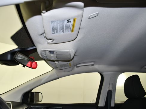 Used 2023 Ford Edge SE image 38