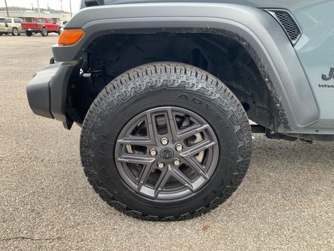 Used 2024 Jeep Wrangler Sport S image 33