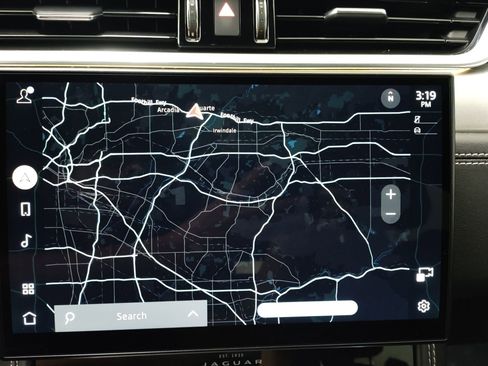 Used 2024 Jaguar F-PACE R-Dynamic S image 20