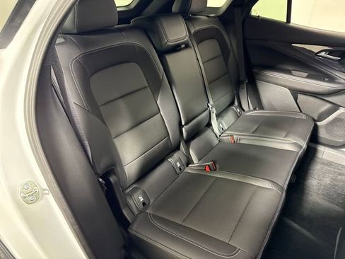 Used 2025 Chevrolet Blazer EV LT AWD/4WD image 17