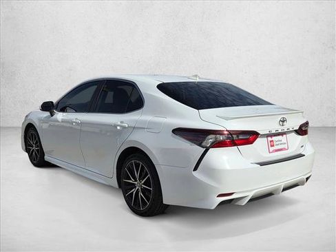 Certified 2024 Toyota Camry SE FWD image 8