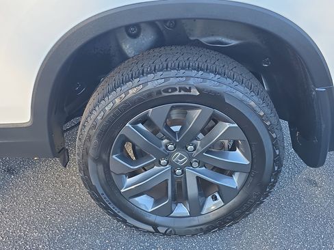 Used 2023 Honda Ridgeline Sport image 32