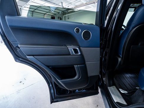 Used 2019 Land Rover Range Rover Sport HST image 59