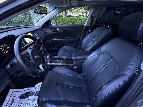 Used 2016 Kia Optima EX w/ Premium Package image 9