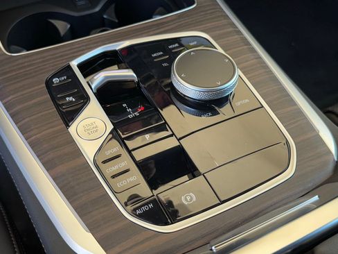 New 2026 BMW X5 sDrive40i image 24