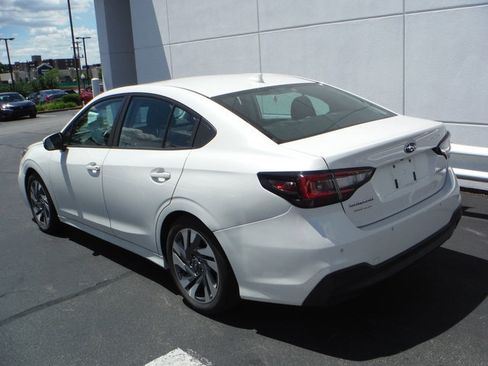 Used 2024 Subaru Legacy Limited AWD/4WD image 7