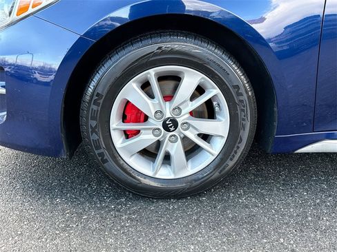 Used 2016 Kia Optima LX w/ LX Convenience Package image 18