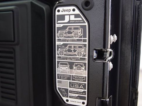 Used 2024 Jeep Wrangler Sport S image 24