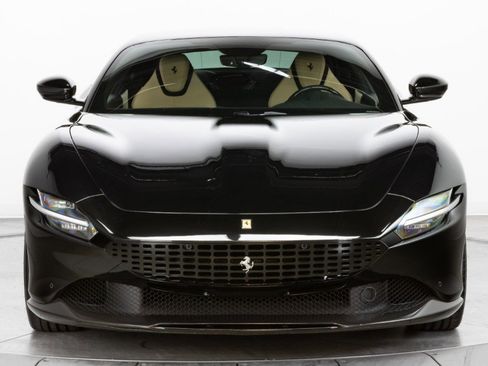 Certified 2021 Ferrari Roma image 10