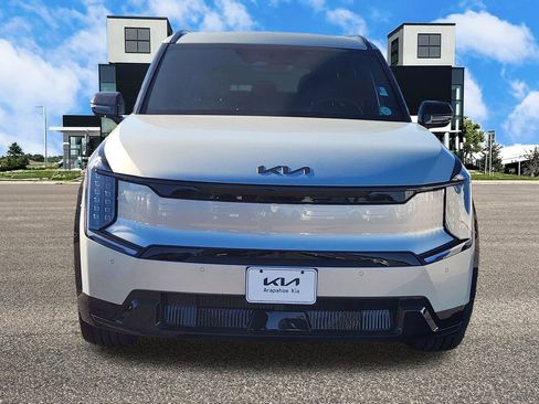 New 2026 Kia EV9 Land w/ Nightfall Edition Package image 3