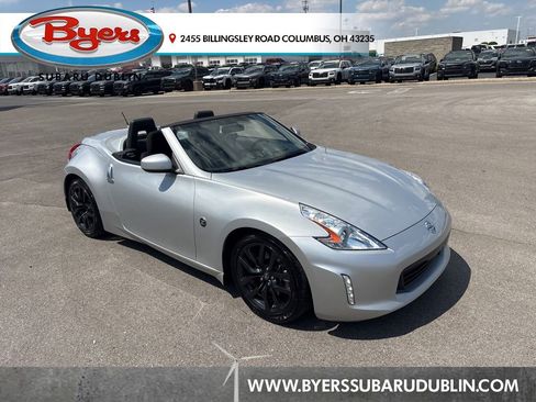 Used 2016 Nissan 370Z Roadster RWD image 1
