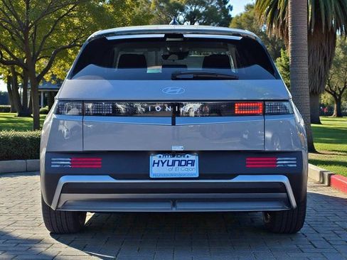 New 2026 Hyundai Ioniq 5 SE image 6