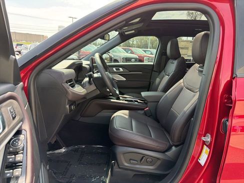 New 2026 Ford Explorer Platinum AWD/4WD image 10