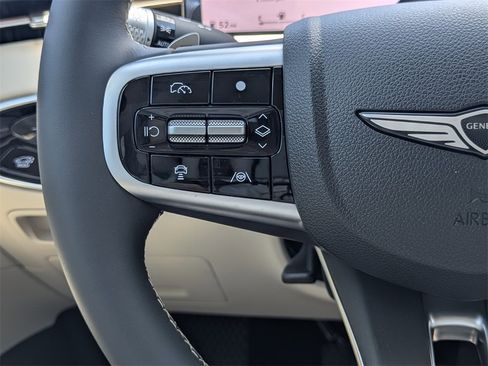 Used 2026 Genesis GV70 2.5T image 16