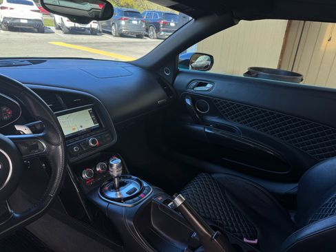 Used 2015 Audi R8 V8 AWD/4WD image 25