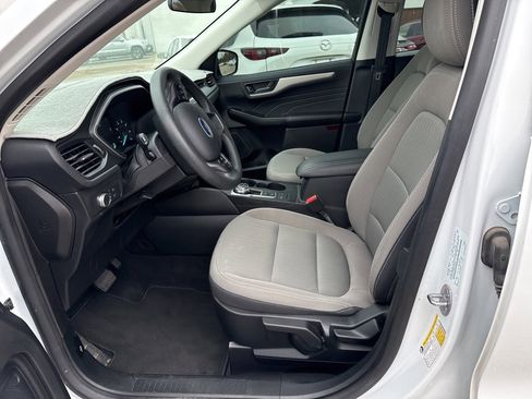 Used 2021 Ford Escape S image 8