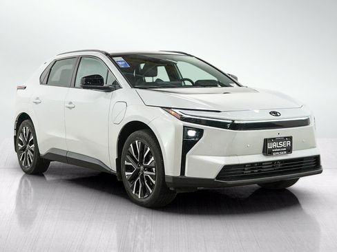 Used 2026 Toyota bZ AWD/4WD image 8