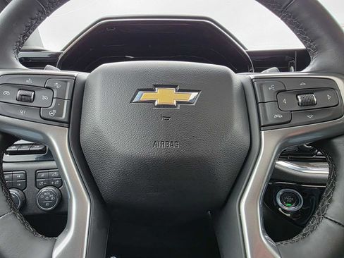 Used 2025 Chevrolet Silverado 1500 LTZ w/ Technology Package AWD/4WD image 25