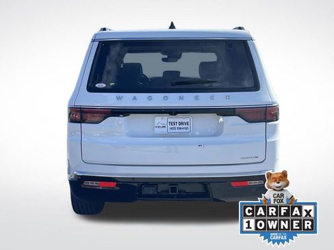 Used 2024 Jeep Wagoneer Series II w/ Flexible Seating Group image 4