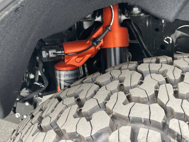 New 2026 Ford Bronco Raptor w/ Interior Carbon Fiber Pack AWD/4WD image 8