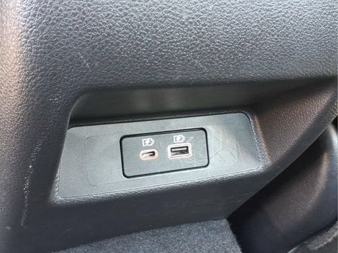 Used 2025 Nissan Altima 2.5 SV FWD image 20