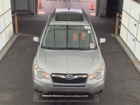Used 2016 Subaru Forester 2.5i Limited AWD/4WD image 18