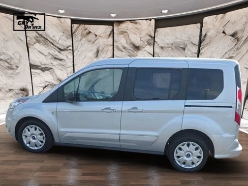 Used 2016 Ford Transit Connect XLT FWD image 8