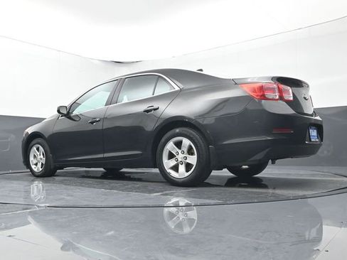 Used 2014 Chevrolet Malibu LS image 21