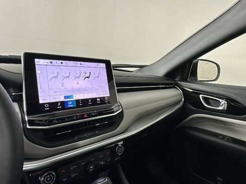 New 2026 Jeep Compass Limited w/ Sun, Sound & Navigation Group image 31