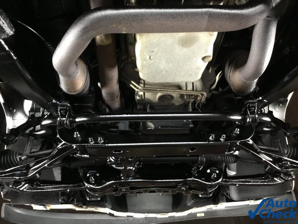 Used 2011 Chevrolet Avalanche LTZ AWD/4WD image 19