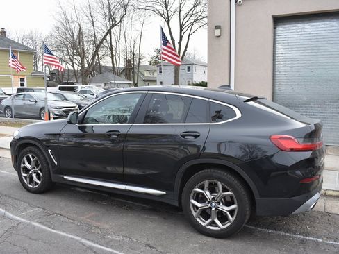 Used 2024 BMW X4 xDrive30i image 9