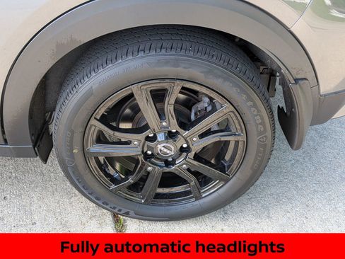 Certified 2023 Nissan Kicks SV FWD image 13