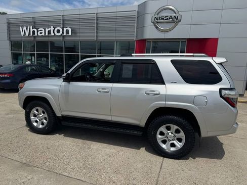 Used 2019 Toyota 4Runner SR5 Premium AWD/4WD image 7