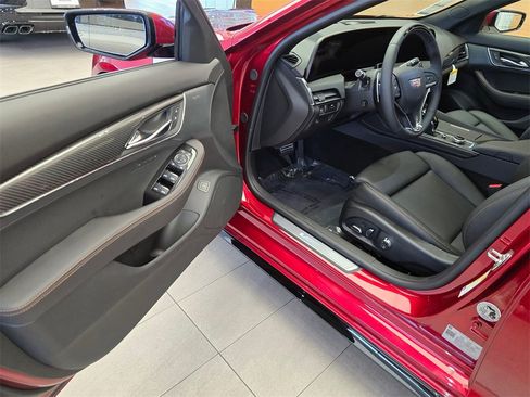 New 2026 Cadillac CT5 V w/ Technology Package image 21