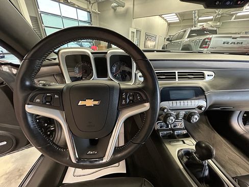 Used 2012 Chevrolet Camaro SS w/ RS Package RWD image 9