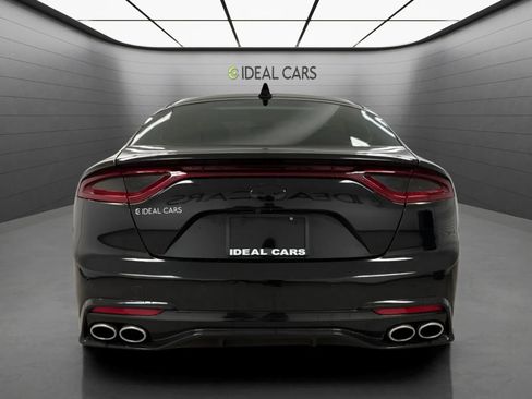 Used 2018 Kia Stinger RWD image 6