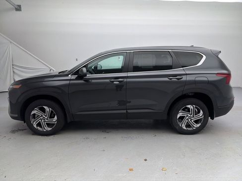 Used 2023 Hyundai Santa Fe SE image 7