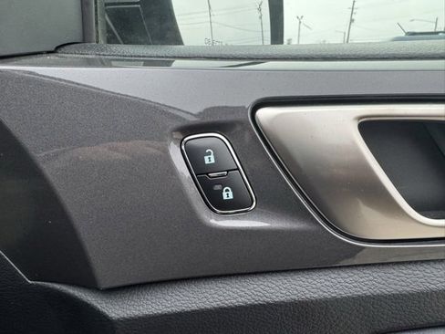 Used 2019 Ford Ranger Lariat w/ Equipment Group 501A Mid image 37