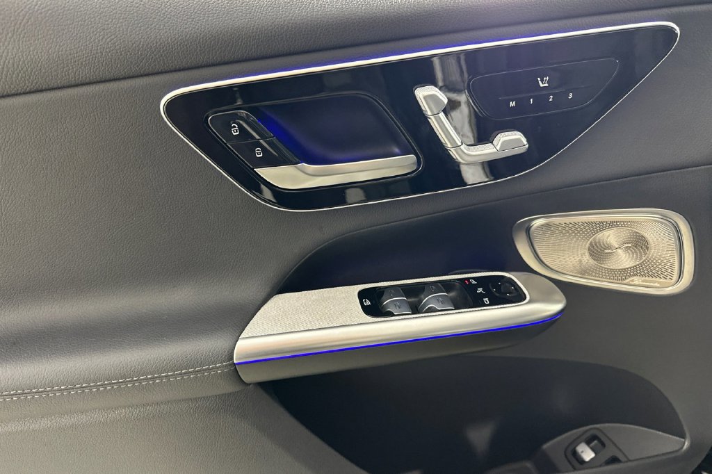 Certified 2025 Mercedes-Benz GLC 350e 4MATIC image 14