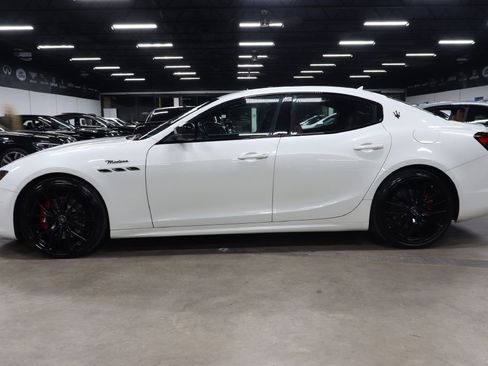 Used 2022 Maserati Ghibli Modena Q4 image 2
