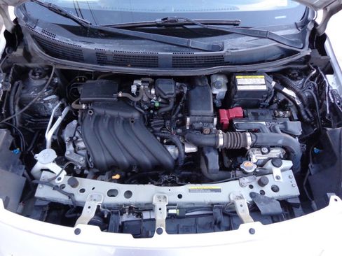 Used 2014 Nissan Versa SV w/ Convenience Package image 15