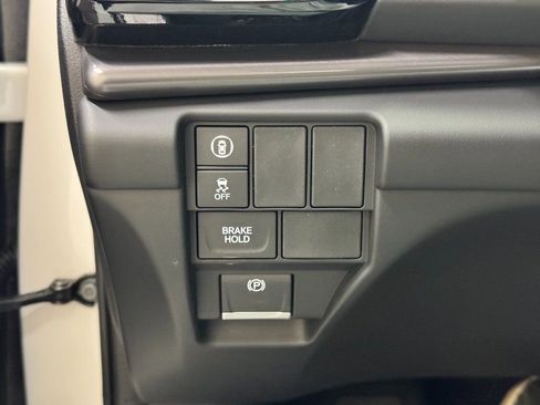 Used 2025 Acura RDX SH-AWD image 17