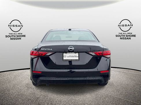Used 2025 Nissan Sentra SV FWD image 6