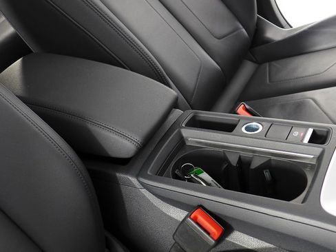 Used 2025 Audi Q3 2.0T Premium Plus w/ Premium Plus Package image 16