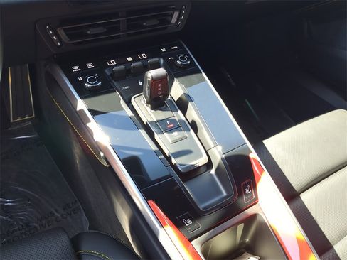 Used 2021 Porsche 911 Turbo S image 31