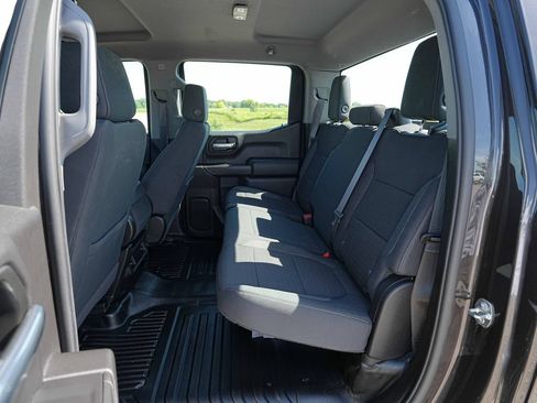 Used 2021 Chevrolet Silverado 1500 W/T w/ Z71 Off-Road Package AWD/4WD image 16