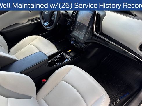 Used 2020 Toyota Prius Prime XLE FWD image 21